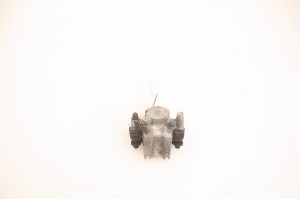 ZACISK HAMULCOWY PRZEDNI Kawasaki LTD 454 EN 450 85-89