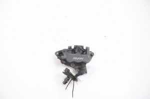 ZACISK HAMULCOWY PRZEDNI Honda FJS 400 Silver Wing 09-16