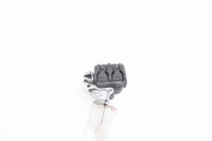 ZACISK HAMULCOWY PRAWY Honda VF 1000F SC15 85-86