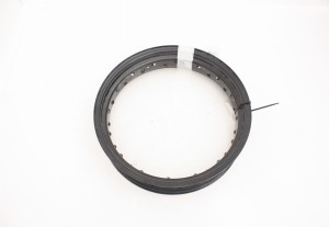 FELGA TYLNA KOŁO Triumph Bonneville Bobber 2022