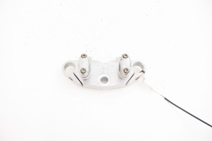 PÓŁKA GÓRNA RISERY Hyosung GV 125 250 Aquila