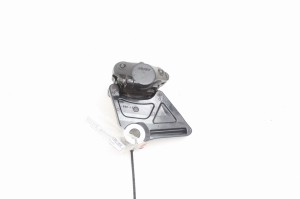 ZACISK HAMULCOWY TYLNY Suzuki GSF 650 Bandit 05-06