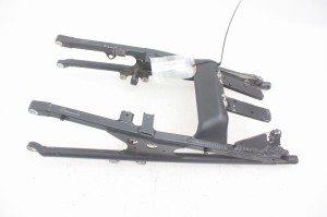 STELAŻ NADKOLA TYLNEGO Triumph Sprint ST 1050