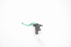 MOCOWANIE UCHWYT SPRZĘGŁA Kawasaki ZX6R 98-00