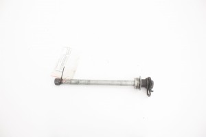 OŚ TYLNA KOŁA TYLNEGO Suzuki GS 500