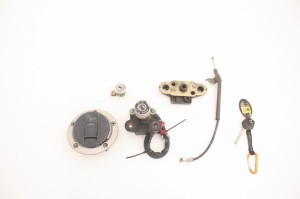 STACYJKA KOMPLET ZAMKÓW Suzuki SV 1000