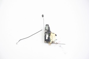 MECHANIZM OTWIERANIA DRZWI LEWYCH BMW 728 E38