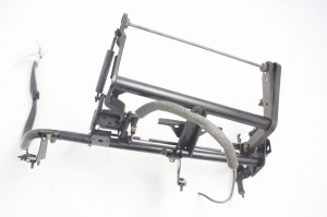 STELAŻ UCHWYT MOCOWANIE BMW 728 E38