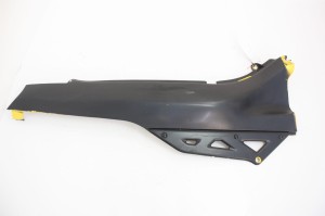 OWIEWKA OGON PRAWY Suzuki GSX 600 750 Katana