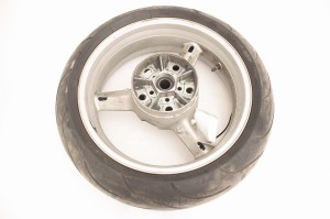 FELGA TYLNA KOŁO Suzuki GSXR 600 750 K1 K2 K3