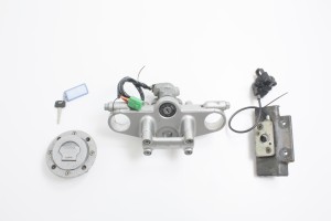 STACYJKA KOMPLET ZAMKÓW Suzuki GSF 400 Bandit 91-95