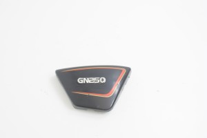 OWIEWKA OSŁONA PRAWA WYPEŁNIENIE Suzuki GN 250