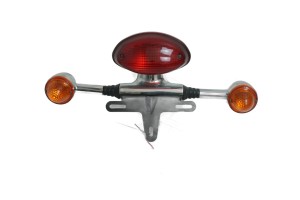 LAMPA TYLNA KIERUNKOWSKAZY Triumph Thruxton 900 2014
