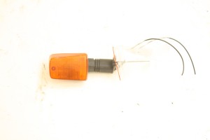 KIERUNKOWSKAZ TYLNY PRAWY Suzuki DR 650