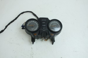 ZEGAR ZEGARY LICZNIK Suzuki GR 650 83-85