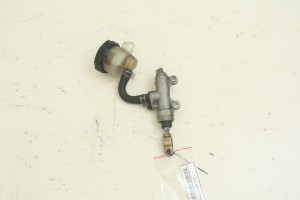 POMPA HAMULCOWA TYLNA Suzuki GSXF 750 98-02