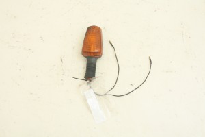 KIERUNKOWSKAZ TYLNY LEWY Yamaha SRX-6 86-90