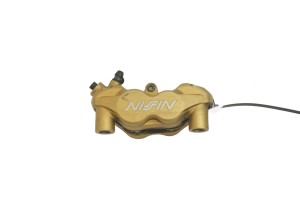 ZACISK HAMULCOWY LEWY Triumph Speed Triple 1050 05-07