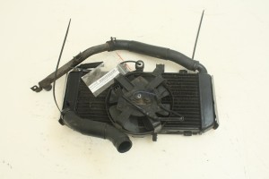 CHŁODNICA Z WENTYLATOREM Yamaha FZS 600 Fazer 02-04