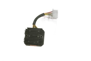REGULATOR NAPIĘCIA Honda GL 1100 80-83